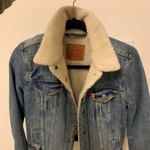 Levi’s Sherpa Jacket | S